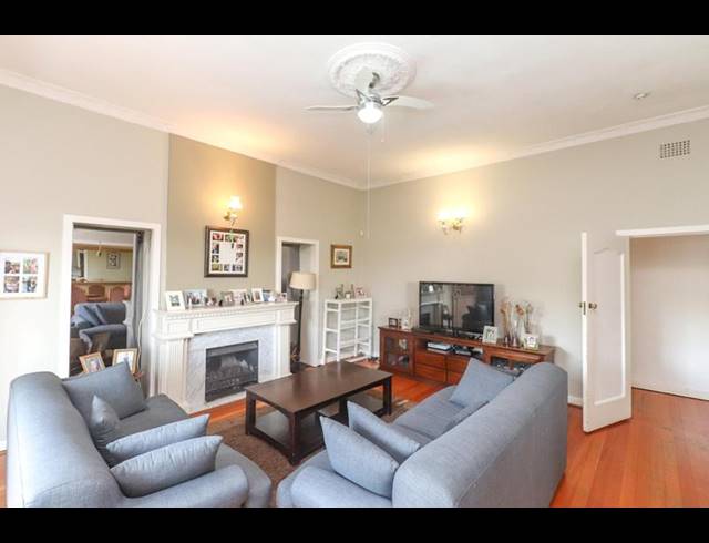 3 BEDROOM HOUSE FOR SALE IN KENSINGTON